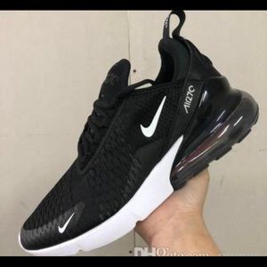 Nike Shoes - Nike air max 270 size 8.5 black Nike Shoes - Nike air max 270 size 8.5 black